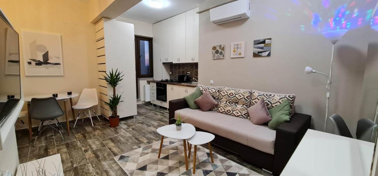 Designed Like Home Apartment Near Palas Mall Jassy Zewnętrze zdjęcie